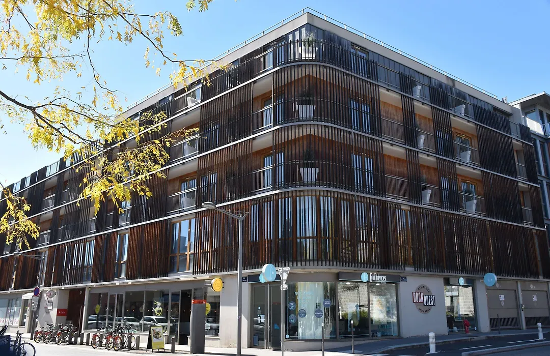 Dock Ouest Residence Groupe Paul BOCUSE-1